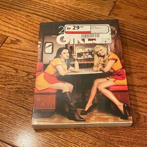 3/$20 2 Broke Girls Season 3 DVD Set